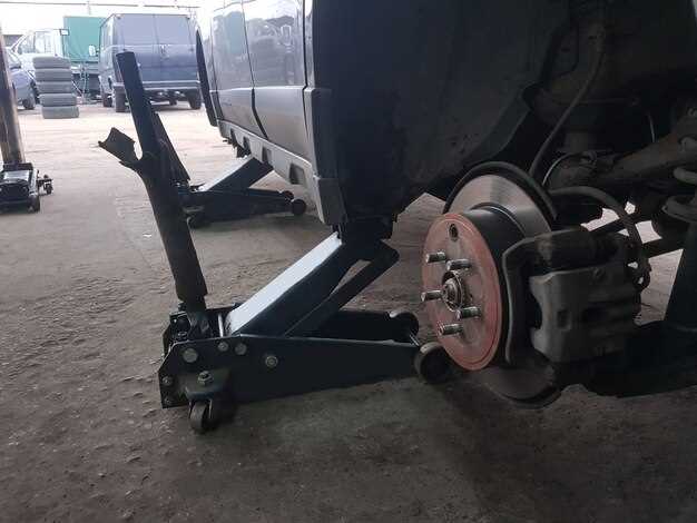 Устройство переднего моста УАЗ Профи 4x4