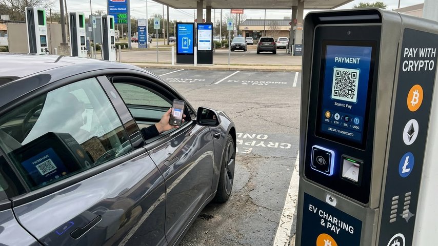 Как безопасно оплачивать автомобильные расходы криптовалютой